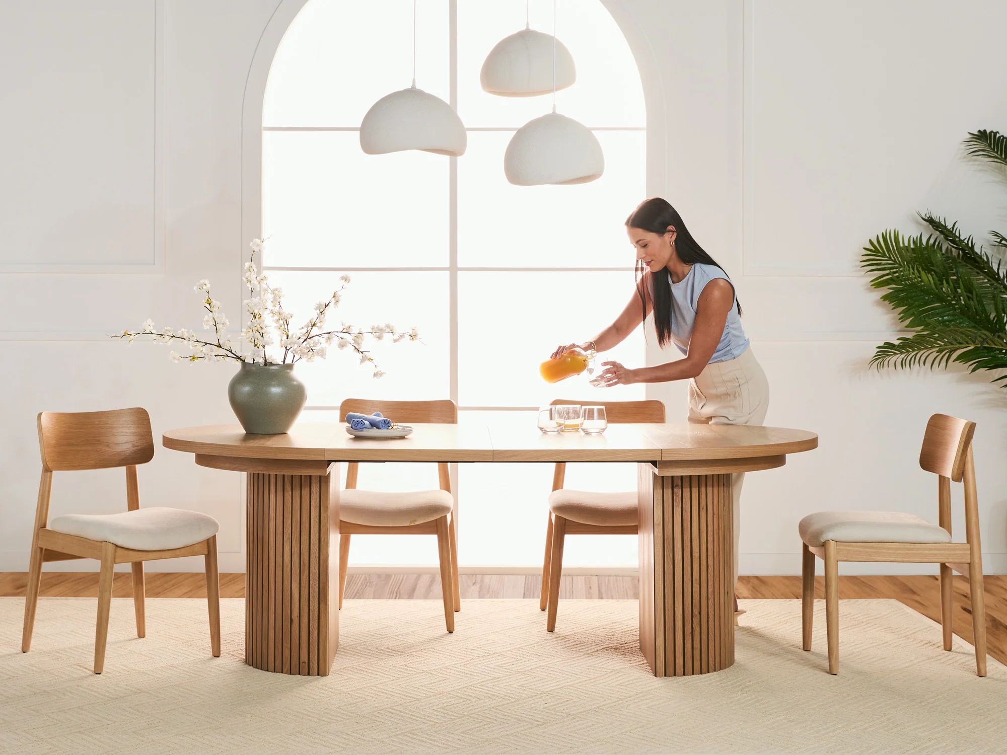 Round Dining Set - The Family - Image 3