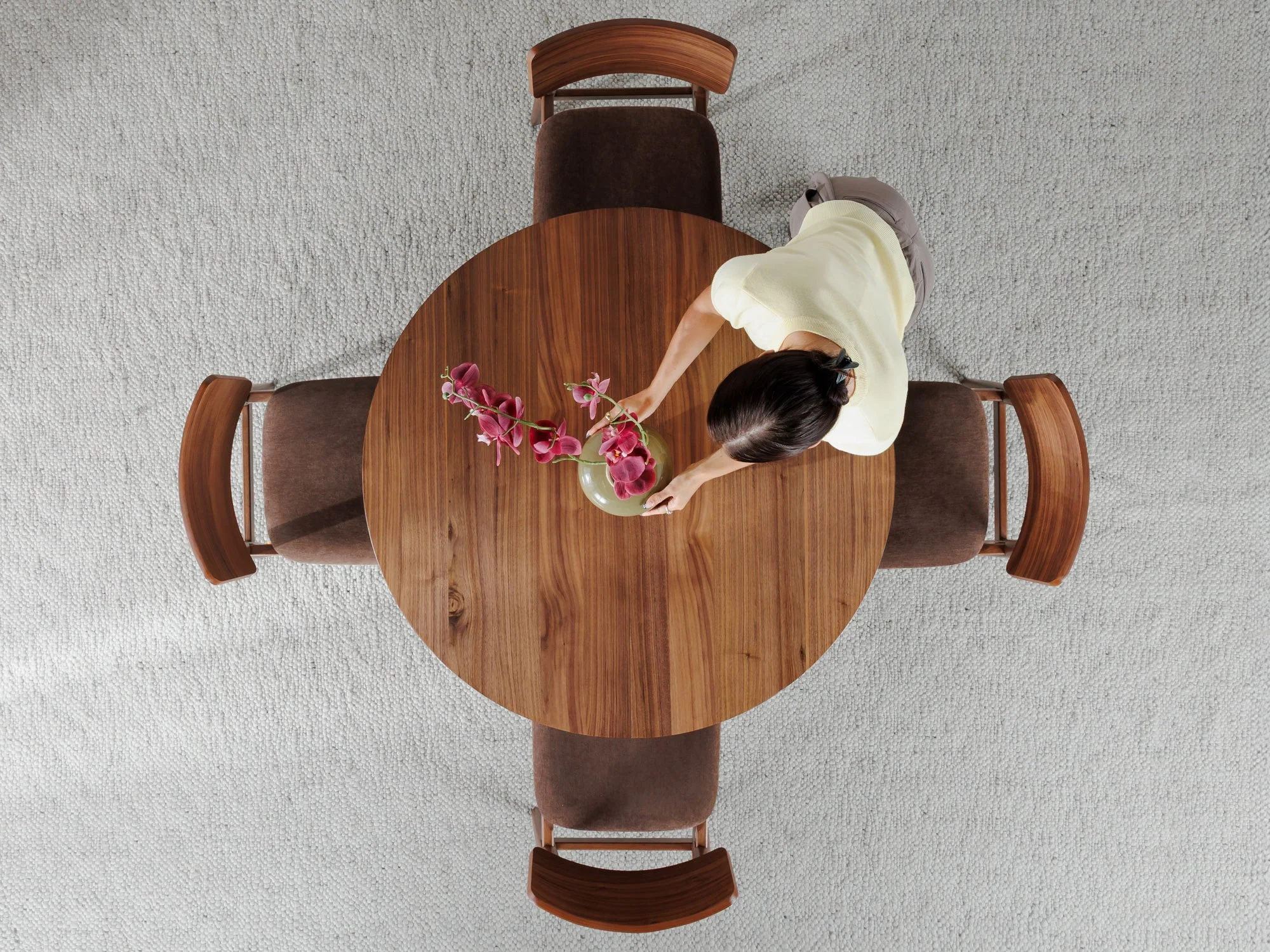 Round Dining Set - The Host - Image 69