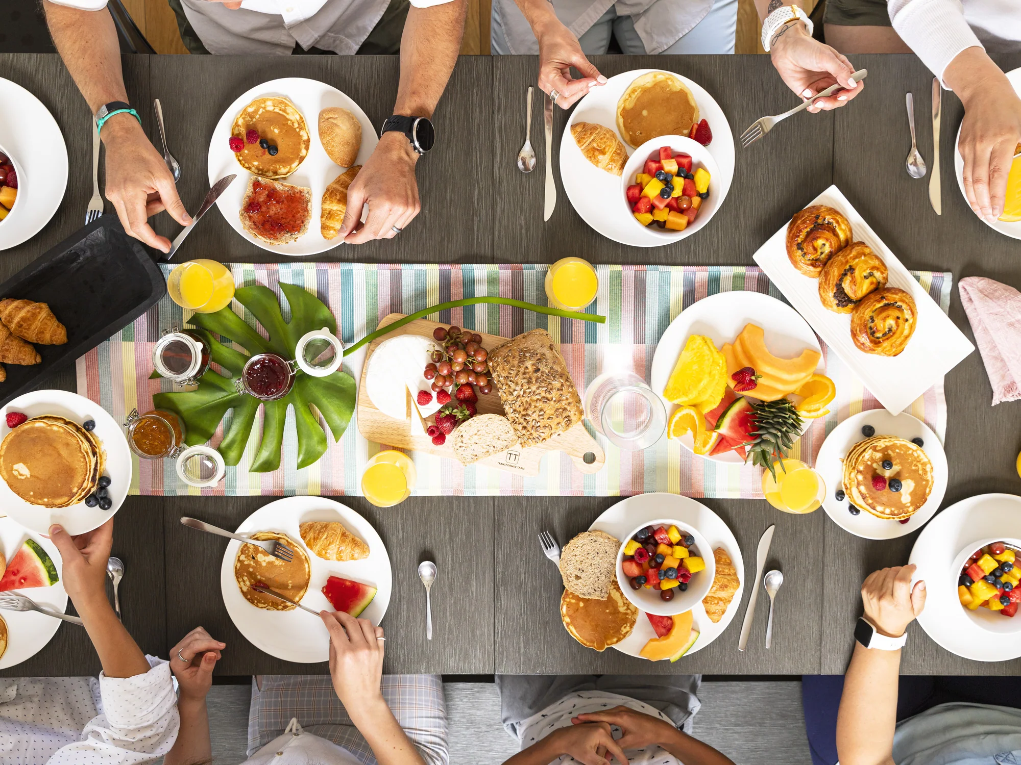 Dining Set - The Family - Image 115